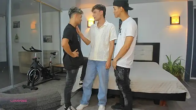 Snapshot of Bisexlifehot__ chatting on November 8, 11:14 pm Bisexlifehot online show from November 8, 11:14 pm