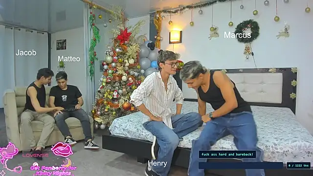 Bisexlifehot   online show from December 21, 11:12 pm