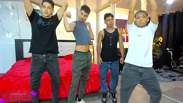 Bisexlifehot   online show from March 21, 11:19 pm