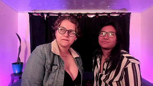 CrazyCakes  online show from February 21, 9:49 pm