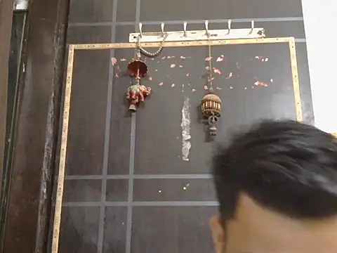 ursdreamperson online show from April 25, 3:31 am