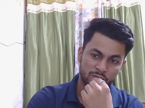 Snapshot of ursdreamperson chatting on May 10, 1:11 am ursdreamperson online show from May 10, 1:11 am
