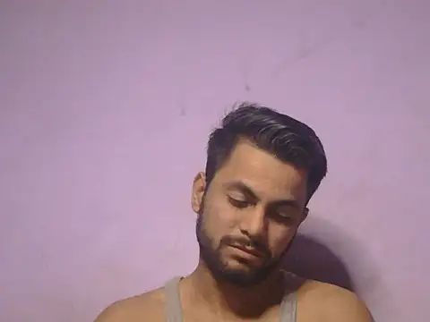 Snapshot of ursdreamperson chatting on July 1, 2:07 pm ursdreamperson online show from July 1, 2:07 pm