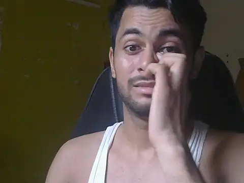 Snapshot of ursdreamperson chatting on July 7, 7:56 am ursdreamperson online show from July 7, 7:56 am