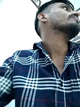 Snapshot of krishjaat43 chatting on November 7, 4:12 am krishjaat43 online show from November 7, 4:12 am