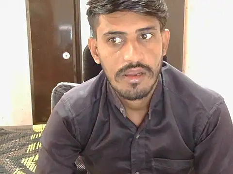 Snapshot of krishjaat43 chatting on November 13, 9:30 am krishjaat43 online show from November 13, 9:30 am