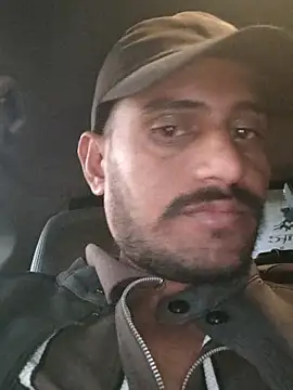 krishjaat43 online show from December 17, 1:11 am