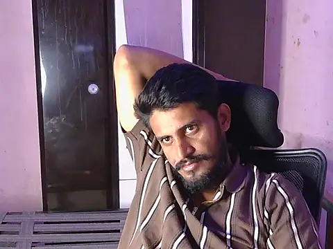 krishjaat43 online show from April 13, 4:12 pm