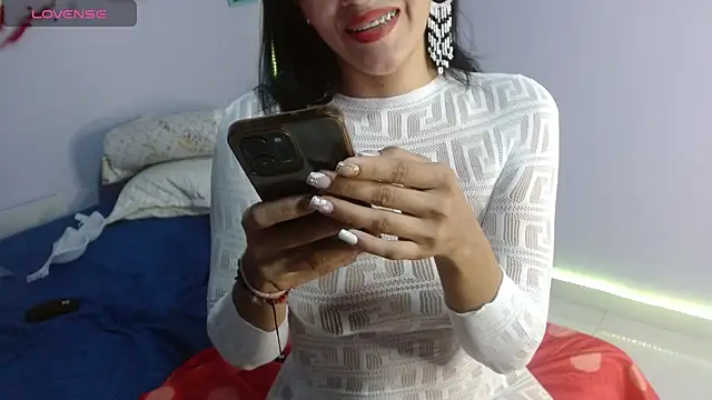 Snapshot of angelly__kate chatting on July 2, 3:23 am angelly kate online show from July 2, 3:23 am