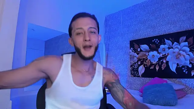 Snapshot of jonas_conor chatting on November 4, 7:35 pm jonas conor online show from November 4, 7:35 pm