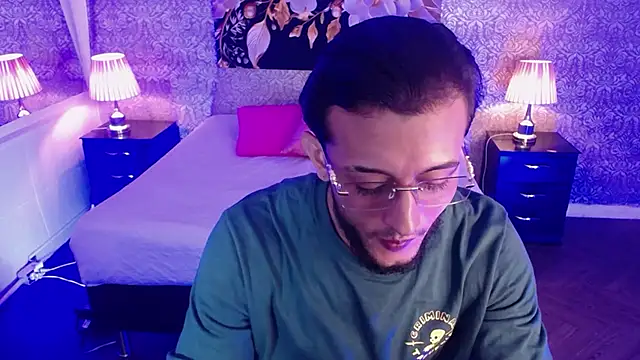 Snapshot of jonas_conor chatting on November 10, 7:57 pm jonas conor online show from November 10, 7:57 pm