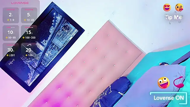 baby-isaaTs online show from February 5, 4:00 pm