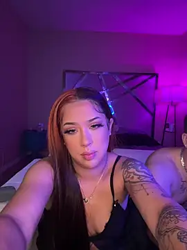 Snapshot of theviberoom chatting on September 30, 3:44 am theviberoom online show from September 30, 3:44 am