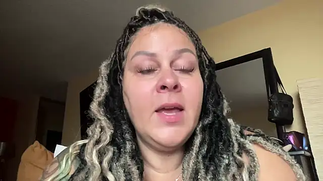 number1slut online show from April 28, 1:05 pm