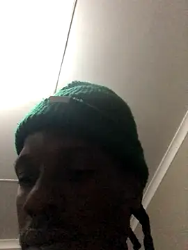 cuminsidebby online show from October 17, 8:11 pm