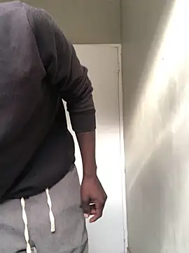 cuminsidebby online show from October 31, 5:08 am