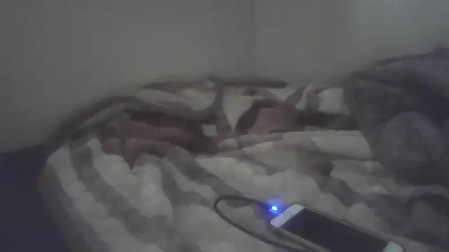 Snapshot of cuminsidebby chatting on February 10, 5:00 am cuminsidebby online show from February 10, 5:00 am