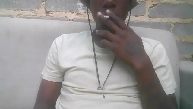 Snapshot of cuminsidebby chatting on February 24, 9:40 am cuminsidebby online show from February 24, 9:40 am