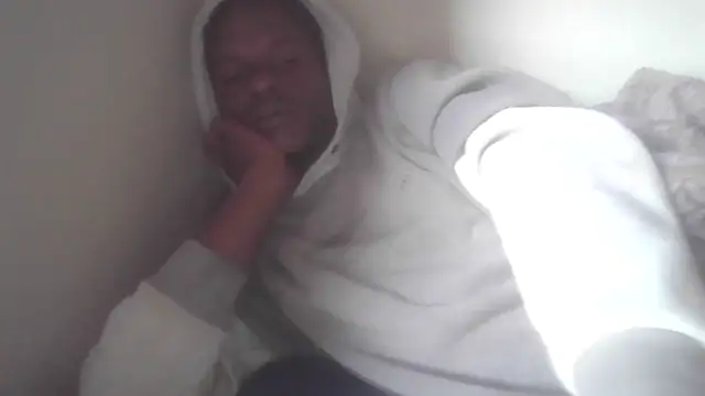 Snapshot of cuminsidebby chatting on February 26, 4:33 am cuminsidebby online show from February 26, 4:33 am