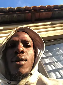 Snapshot of cuminsidebby chatting on March 3, 4:40 am cuminsidebby online show from March 3, 4:40 am