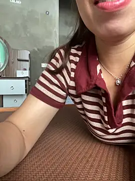 Old girl online show from October 4, 6:44 am