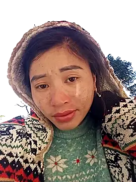 Snapshot of Phuongphuongg chatting on November 30, 8:18 am Phuongphuongg online show from November 30, 8:18 am