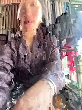 Nhung584 online show from April 12, 2:16 am