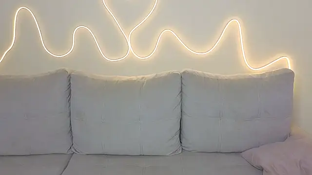 KathrynBrooks online show from November 24, 3:34 pm