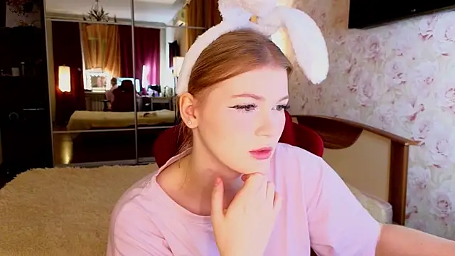 Jenny Skinner20 online show from November 17, 5:19 pm