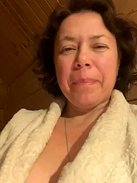 Snapshot of Kiravix chatting on November 16, 7:41 pm Kiravix online show from November 16, 7:41 pm