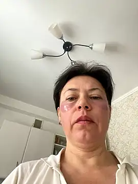 Snapshot of Kiravix chatting on January 9, 7:55 am Kiravix online show from January 9, 7:55 am