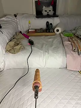 Ozge-SluttyScream69 online show from December 20, 11:56 pm