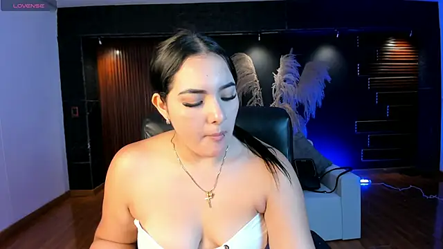 sofiacaramel online show from December 14, 11:48 am