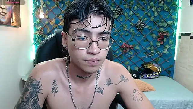 derekfly online show from September 30, 3:22 am