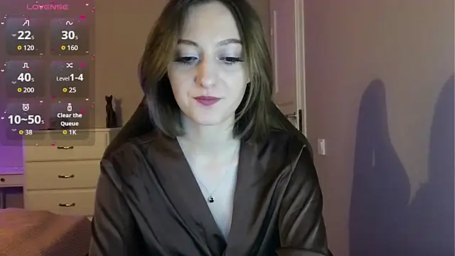 white liillyy online show from June 6, 9:52 pm