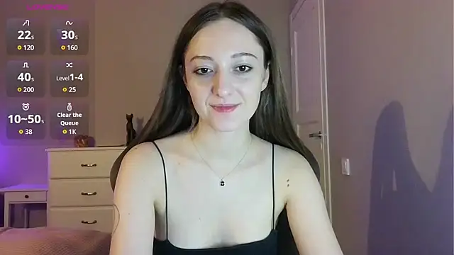 white liillyy online show from July 18, 11:30 pm