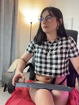 Mia HarperX  online show from October 17, 9:39 pm