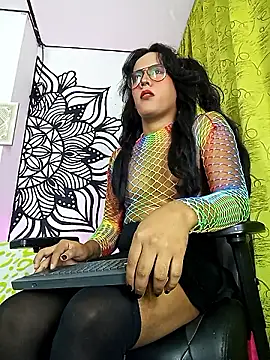 Snapshot of angela_bigdick chatting on September 30, 11:32 pm angela bigdick online show from September 30, 11:32 pm