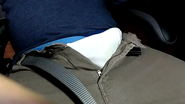 whitewagonsuck online show from April 10, 1:55 am