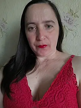 Snapshot of EvelinCutex chatting on April 28, 5:45 am EvelinCutex online show from April 28, 5:45 am