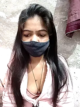 Paakhi-Singh online show from November 27, 7:05 pm