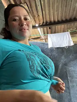 Snapshot of sabrossa chatting on October 29, 4:31 pm sabrossa online show from October 29, 4:31 pm