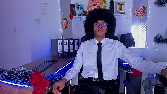 DEAMOL online show from December 19, 7:10 pm