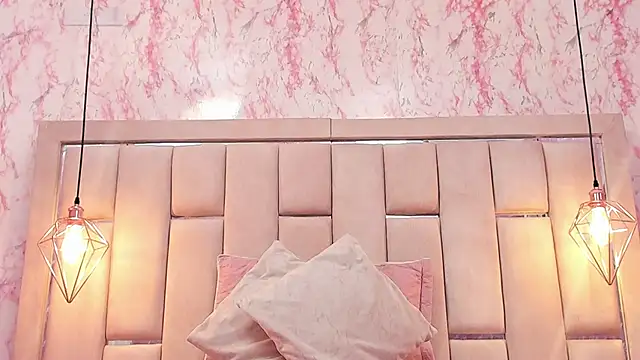 WILD FIREE  online show from December 19, 7:54 pm