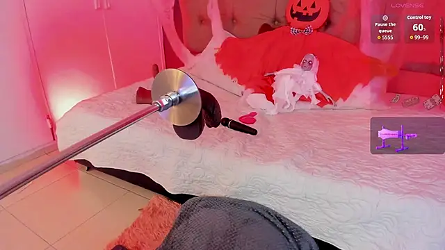 Snapshot of Karol_Pagee chatting on October 17, 4:04 am Karol Pagee online show from October 17, 4:04 am