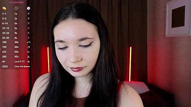 cute club online show from December 14, 6:45 pm