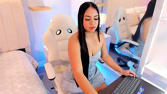 manyaa  online show from January 9, 7:15 pm