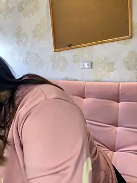 Snapshot of isabella_horney_ chatting on February 9, 12:31 pm isabella horney online show from February 9, 12:31 pm