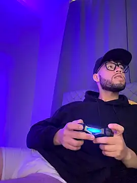 Snapshot of stalinhernandez chatting on November 1, 7:38 pm stalinhernandez online show from November 1, 7:38 pm