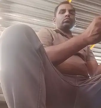 Snapshot of ramesh65 chatting on February 15, 8:02 am ramesh65 online show from February 15, 8:02 am